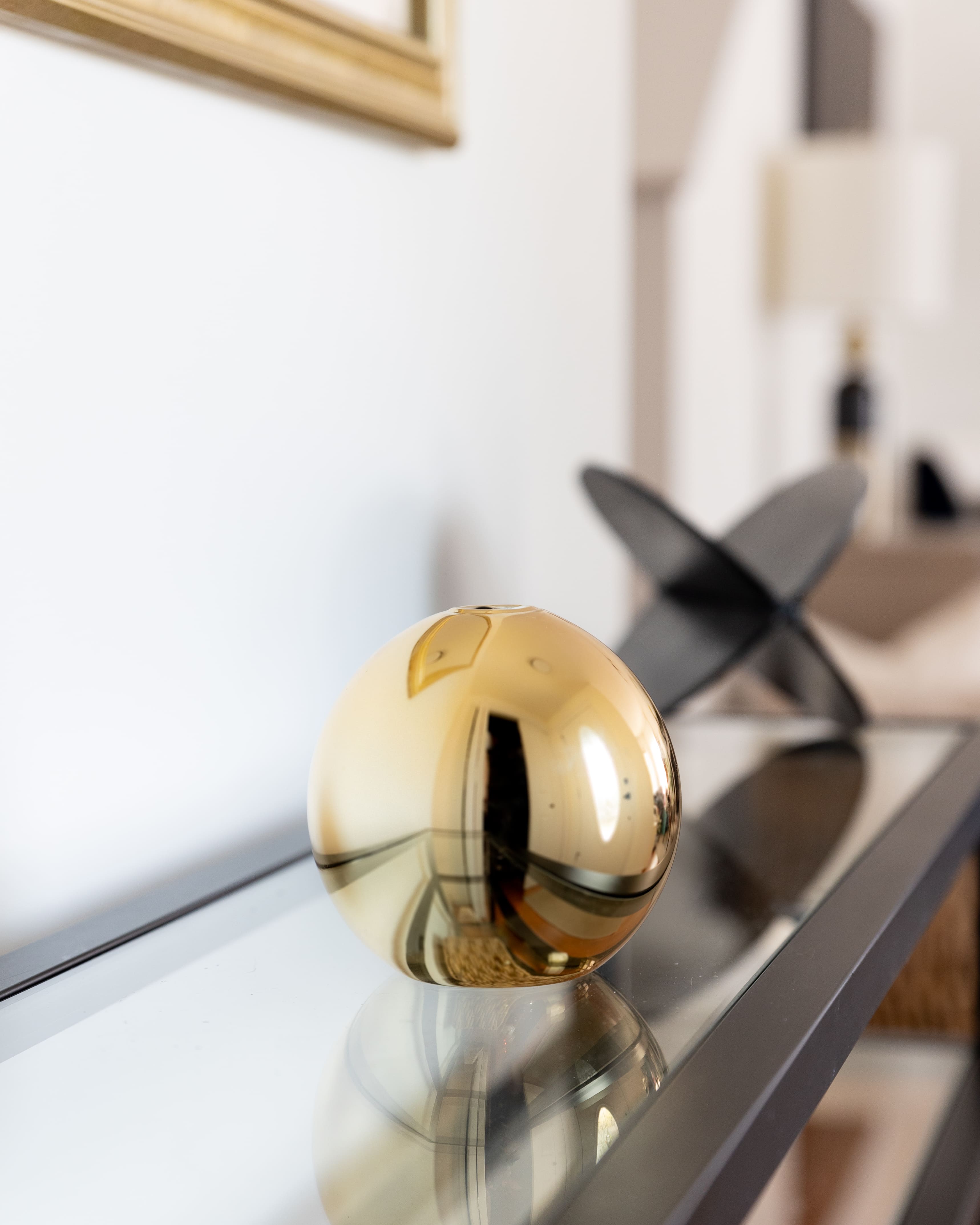 Neva Gold Metallic Vase